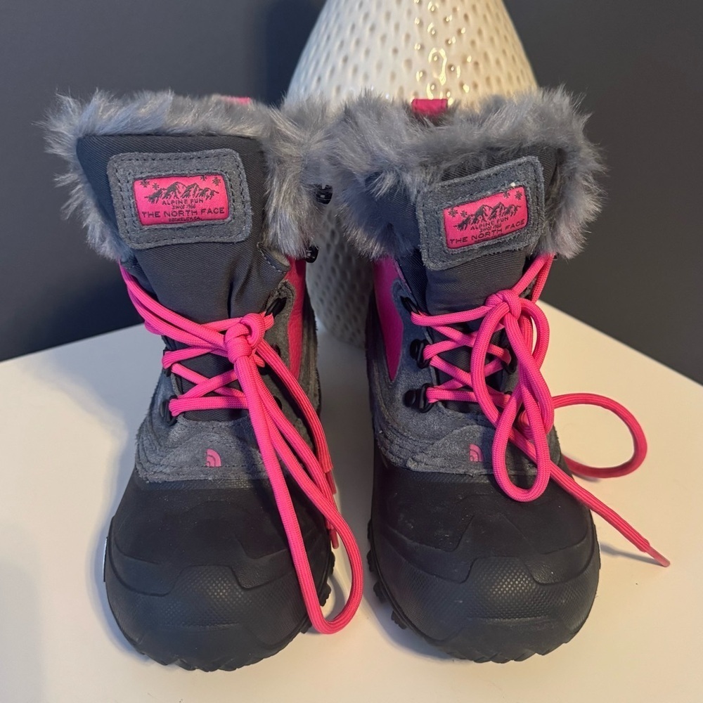 The North Face Youth Shellista Girls Snow Boot Size 3 Black Pink Waterproof. NEW - Picture 4 of 4